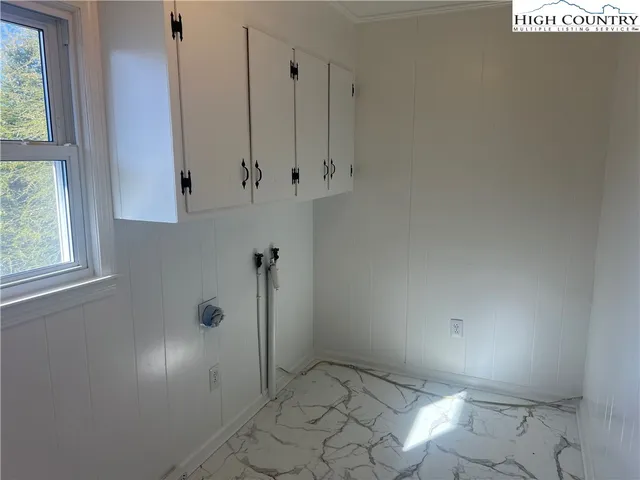 $2,500 | 1864 Deerfield Road, Unit 1, Boone, NC 28607