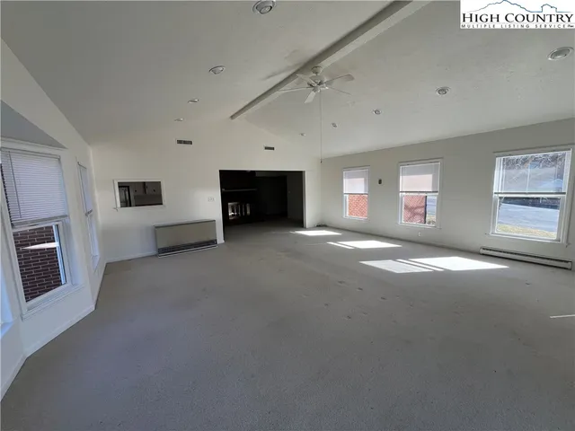 $2,500 | 1864 Deerfield Road, Unit 1, Boone, NC 28607