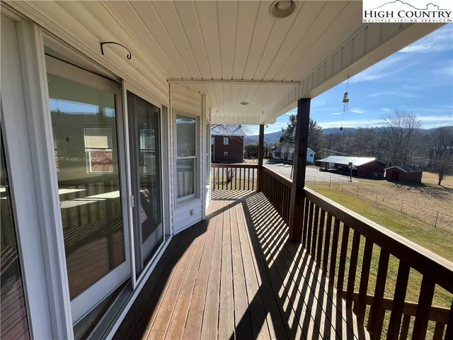 $2,500 | 1864 Deerfield Road, Unit 1, Boone, NC 28607