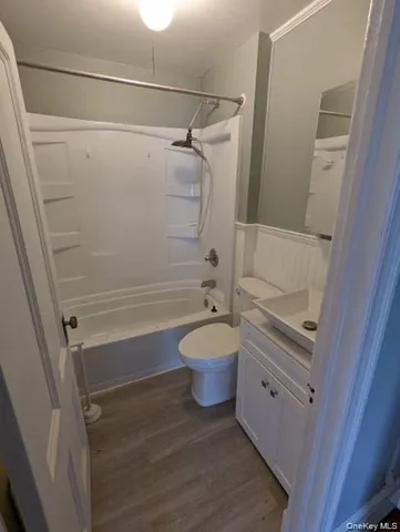 $1,800 | 92 Valley Avenue, Unit 92, Walden, NY 12586