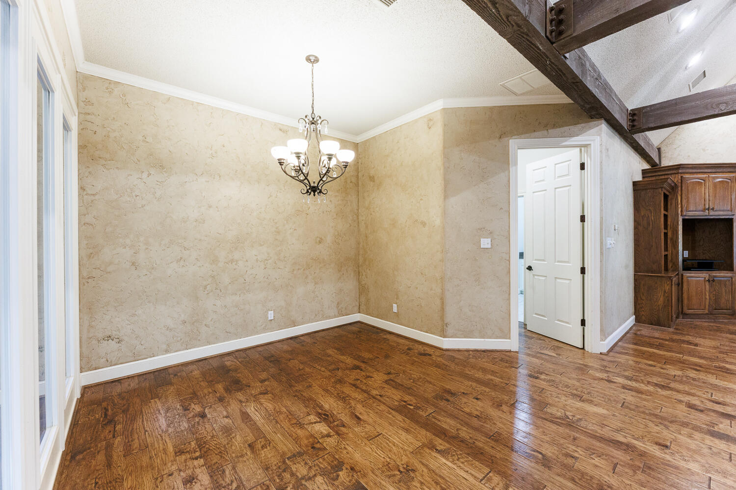 9809 Topeka Avenue Lubbock, TX 79424 - Photo 41 of 87 Eating Area