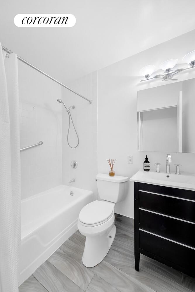 280 Park Avenue South, Unit 12L Manhattan, NY 10010 - Photo 7 of 13