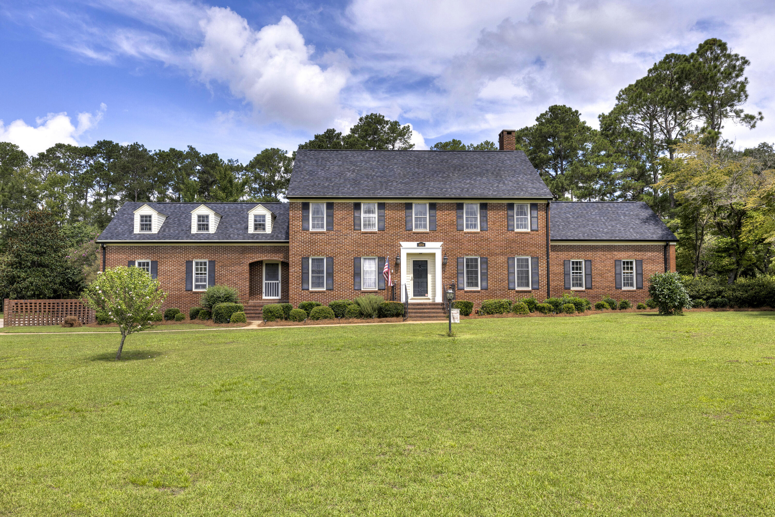 1054 Hickory Ridge Circle Manning, SC 29102 - Photo 2 of 93