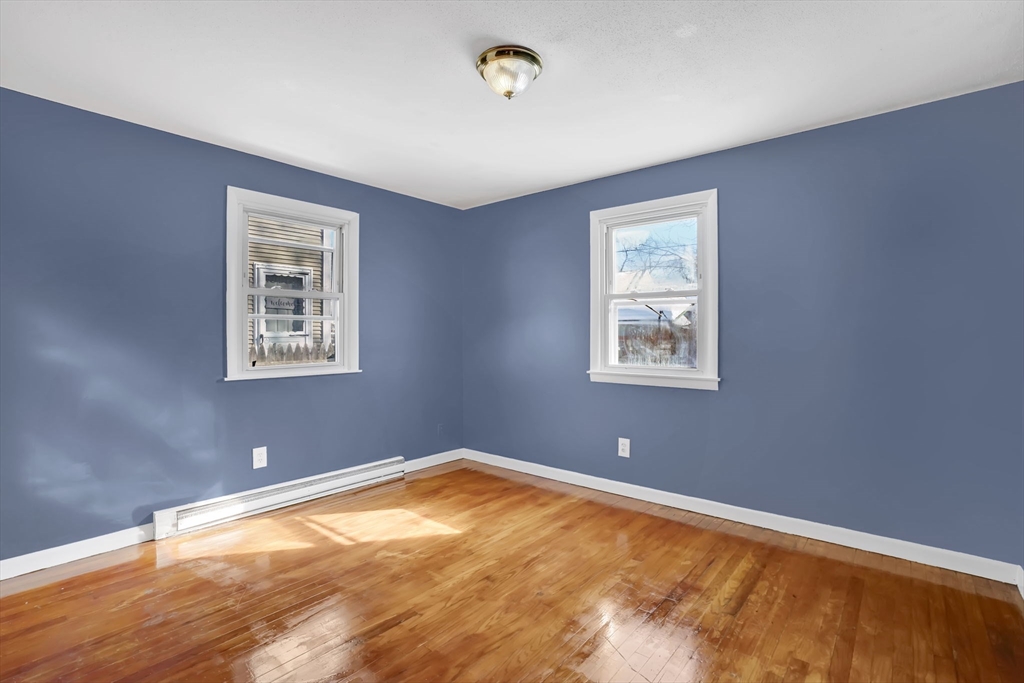 9 Utica Street Springfield, MA 01104 - Photo 17 of 29