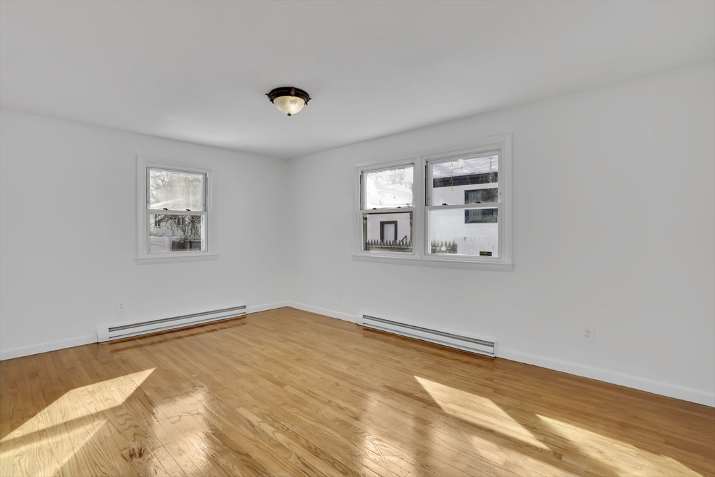 9 Utica Street Springfield, MA 01104 - Photo 19 of 29