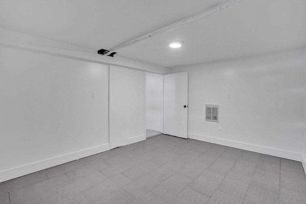 9 Utica Street Springfield, MA 01104 - Photo 24 of 29