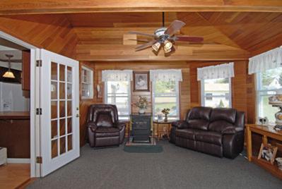 6464 Abbey Road Wind Gap, PA 18091 - Photo 11 of 13 Gallery Image 11