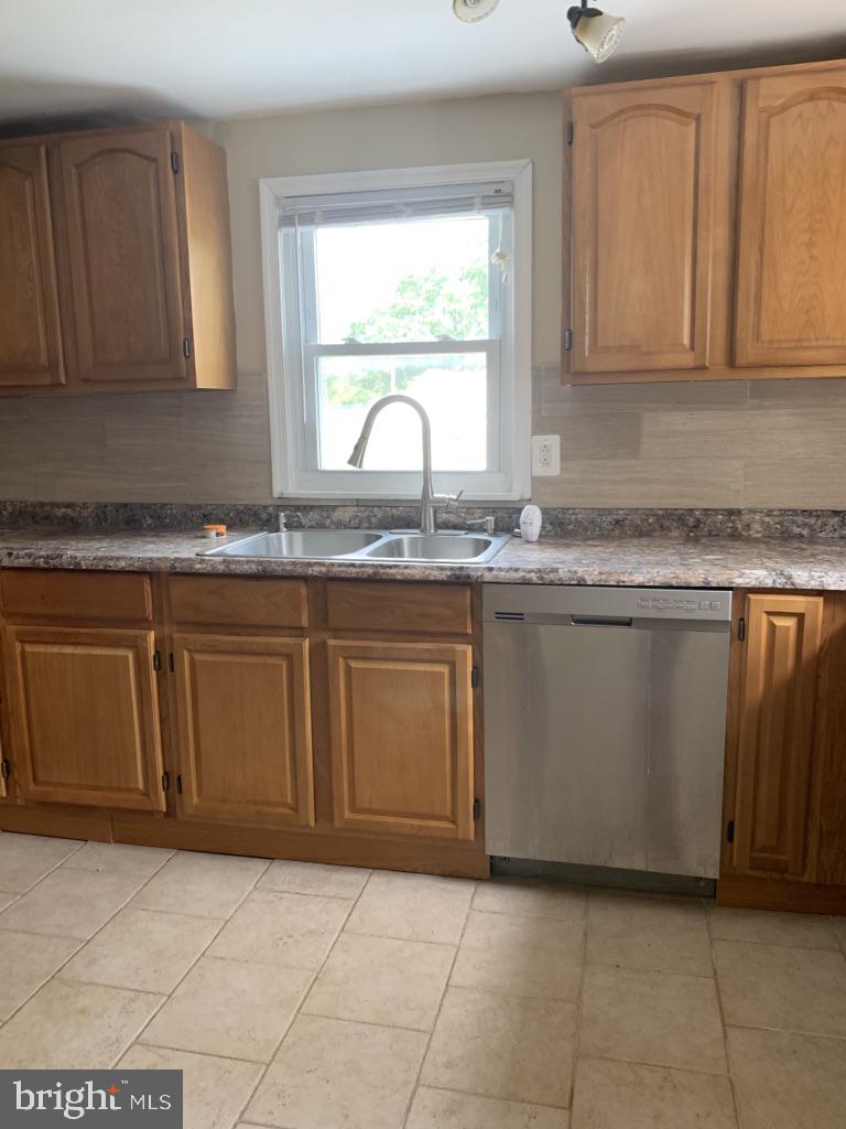 1800 Severn Road Severn, MD 21144 - Photo 5 of 61