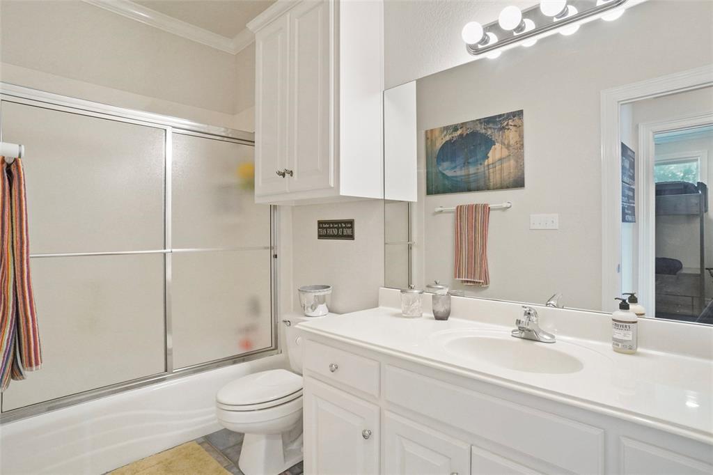1003 Mesquite Ridge Graford, TX 76449 - Photo 32 of 40 Guest Bath