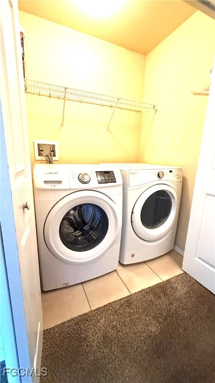 5224 Glenlivet Road Fort Myers, FL 33907 - Photo 17 of 19 a utility room with dryer and washer