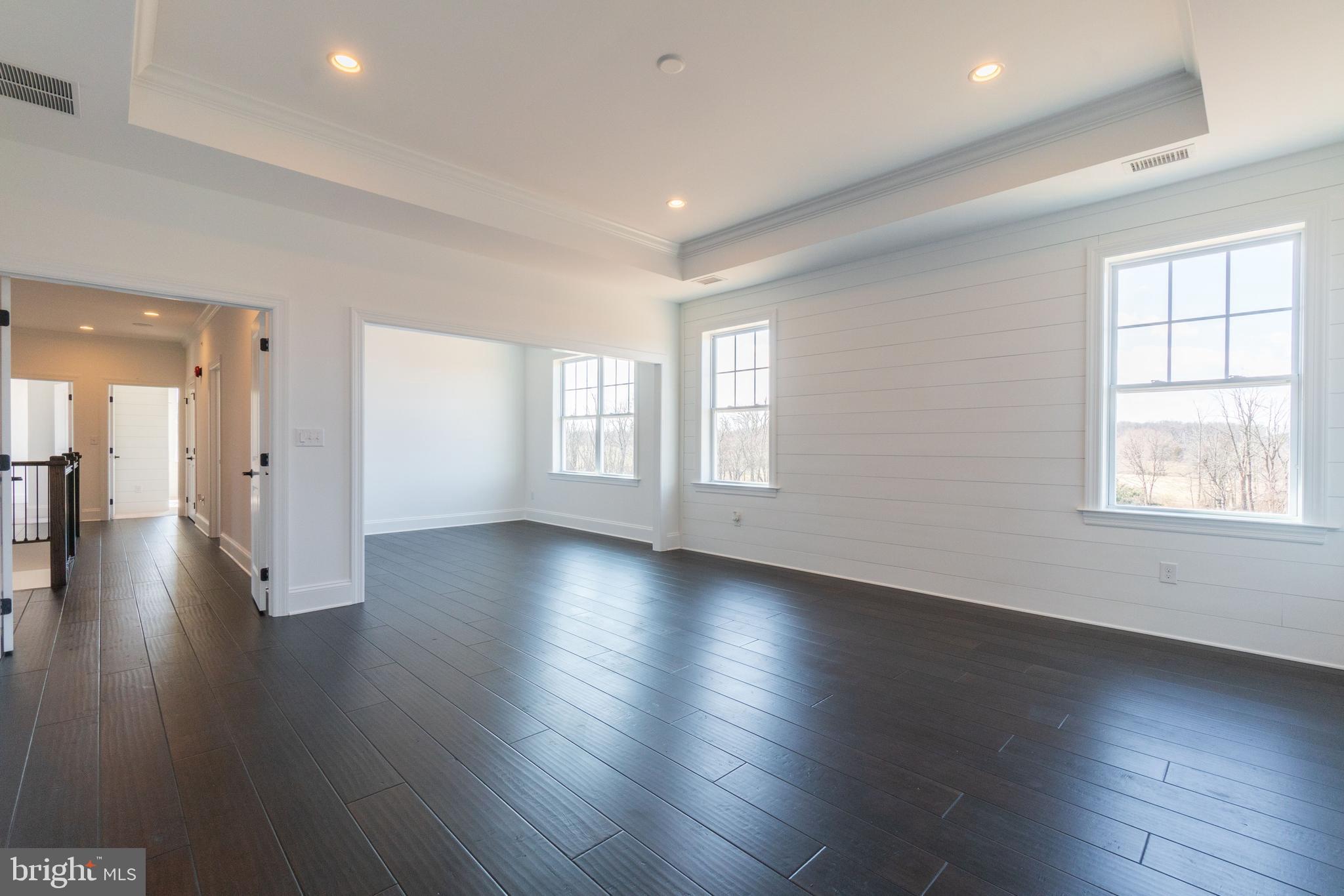 555 New Galena Road Chalfont, PA 18914 - Photo 10 of 22 Owner's bedroom