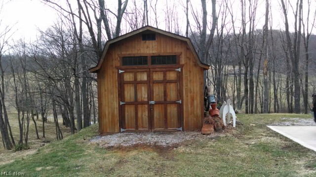 6957 Paradise Lake Road Southwest New Philadelphia, OH 44663 - Photo 16 of 18 Gallery Image 16
