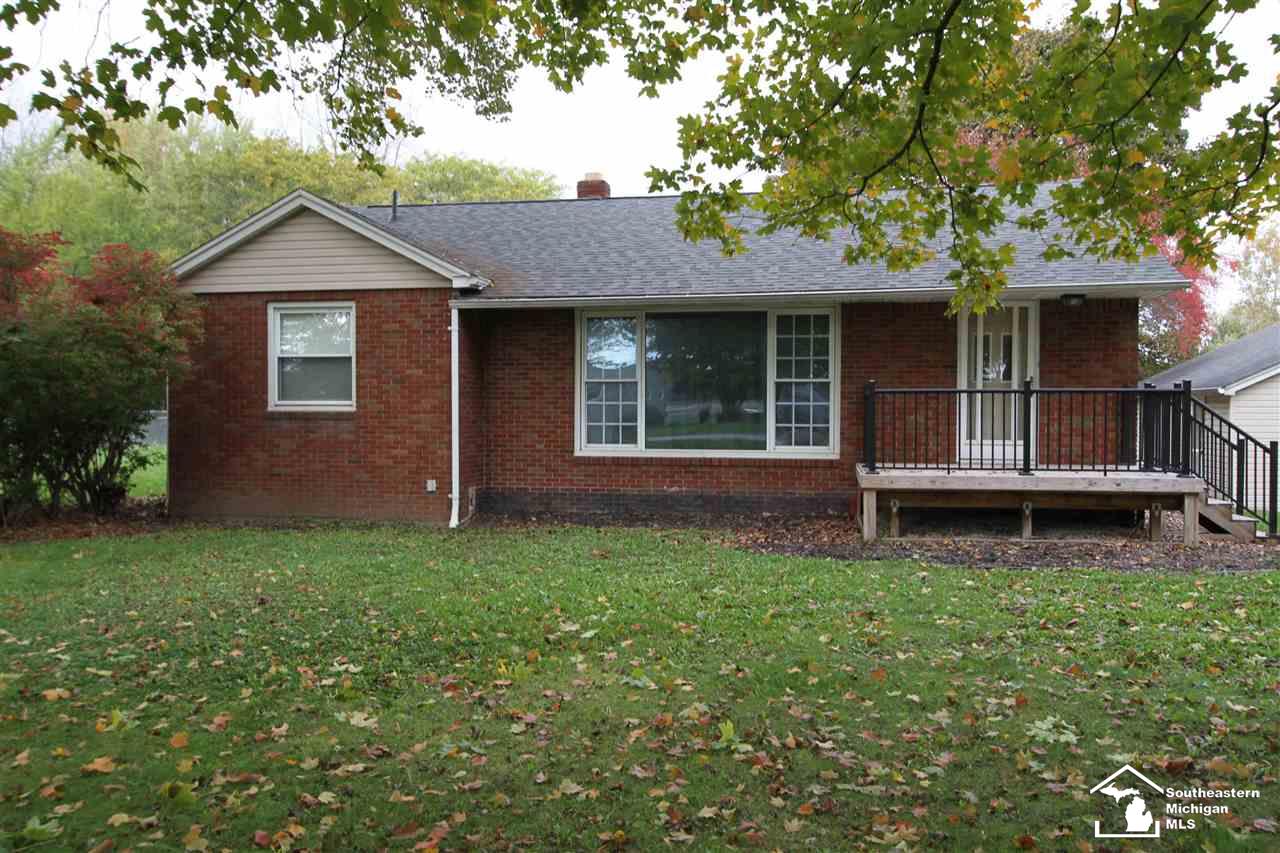 424 Lasalle Road Monroe, MI 48162 - Photo 2 of 31 50059333-1.JPG