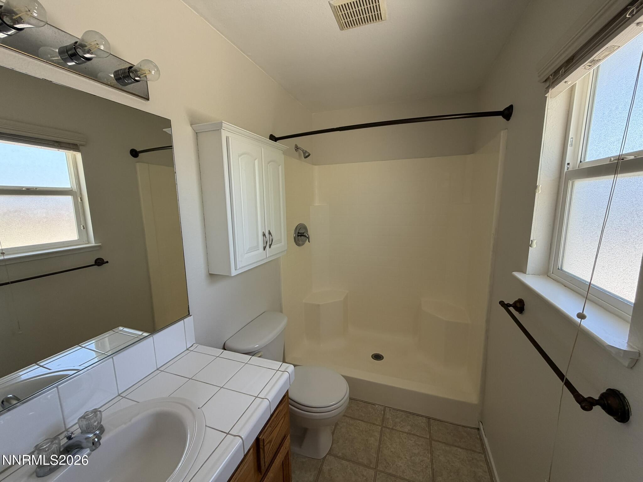 2136 Fort Bridger Road Fernley, NV 89408 - Photo 13 of 26 IMG_0475