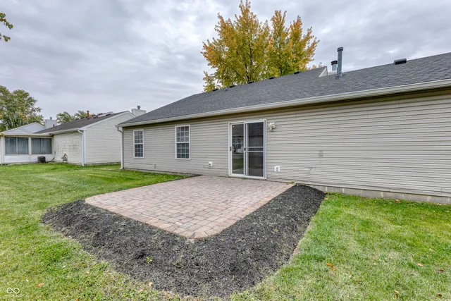 $2,295 | 8520 Lincoln Court, Fishers, IN 46038