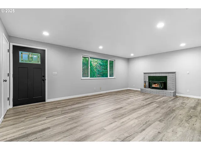 $449,500 | 387 Cienaga Lane, Grants Pass, OR 97526