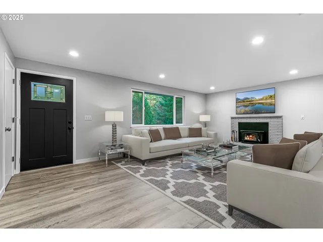 $449,500 | 387 Cienaga Lane, Grants Pass, OR 97526