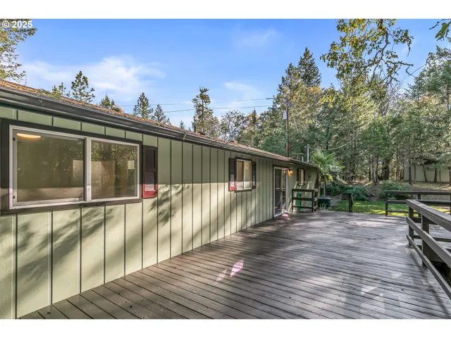 $449,500 | 387 Cienaga Lane, Grants Pass, OR 97526