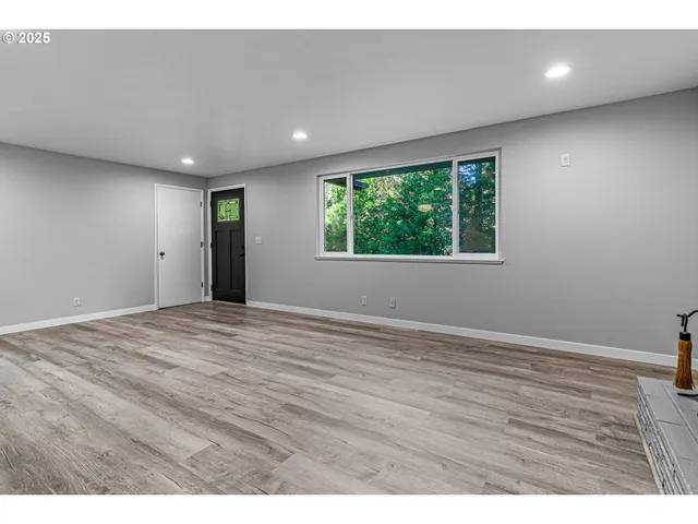 $449,500 | 387 Cienaga Lane, Grants Pass, OR 97526