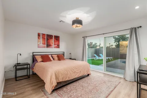 $899,000 | 5253 East Beck Lane, Scottsdale, AZ 85254