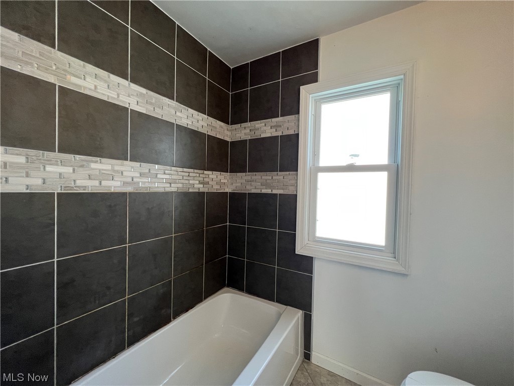 23640 Colbourne Road Euclid, OH 44123 - Photo 15 of 21