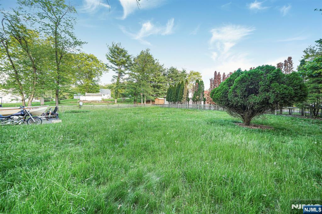 111 Deerfield Road Wayne, NJ 07470 - Photo 24 of 24