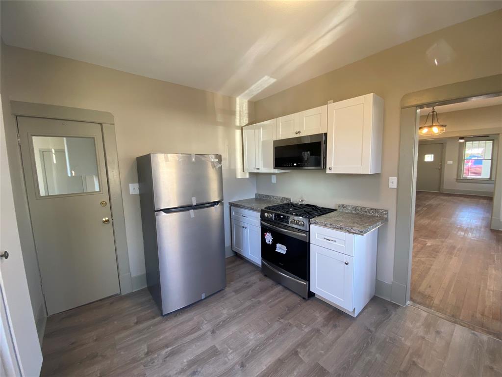 705 West 9th Street Cisco, TX 76437 - Photo 8 of 22