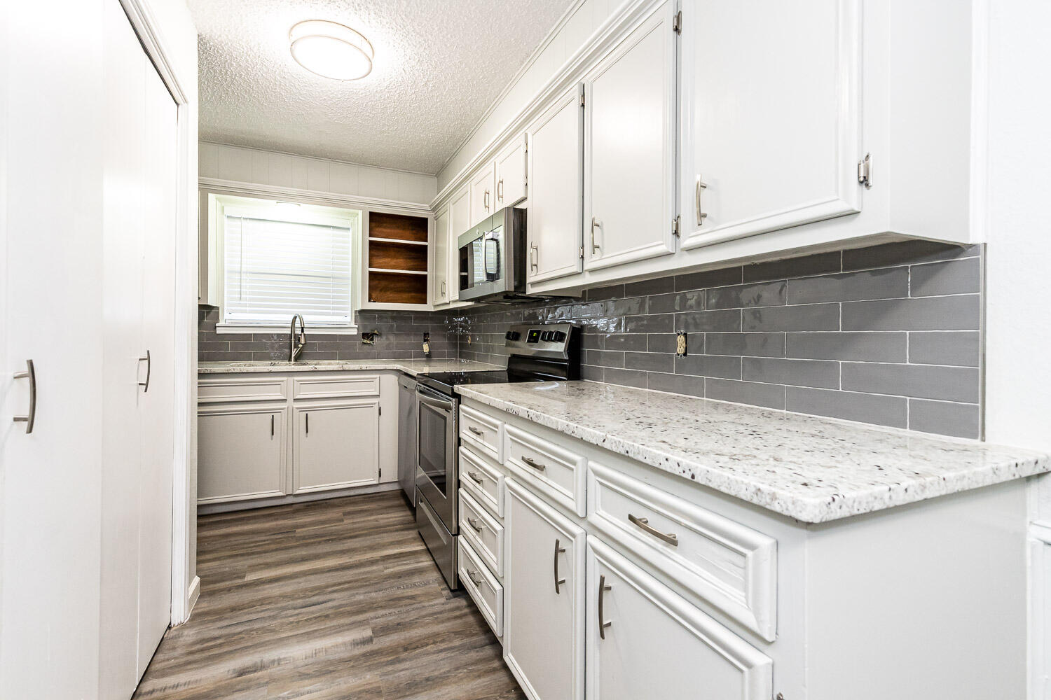 6502 26th Street, Unit A Lubbock, TX 79407 - Photo 11 of 26 6502 A 26th-22