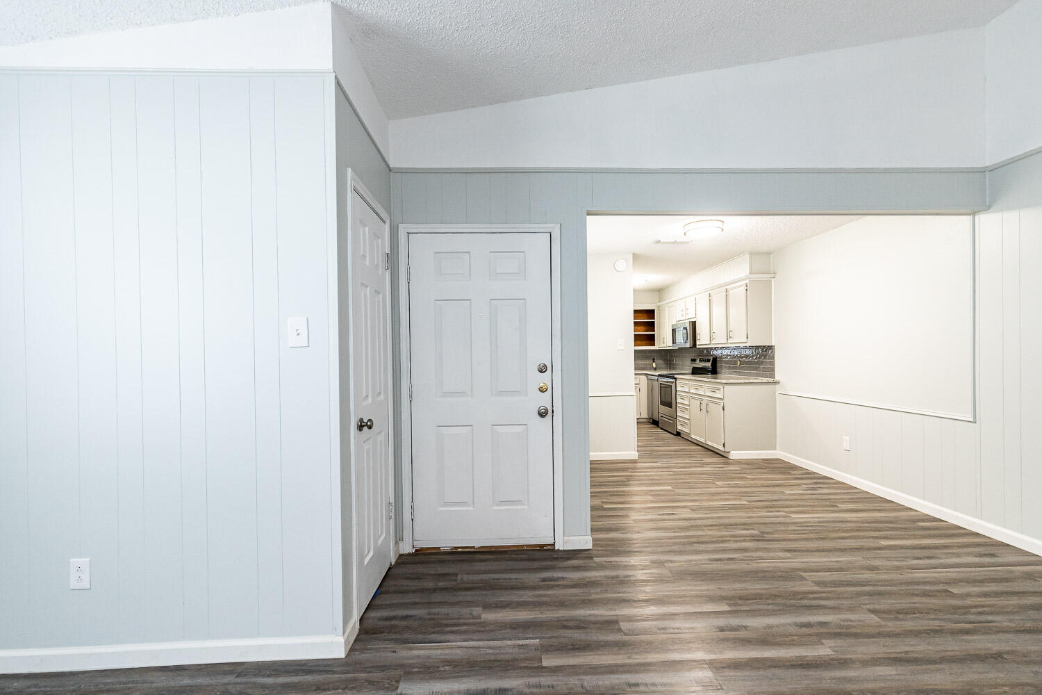 6502 26th Street, Unit A Lubbock, TX 79407 - Photo 5 of 26 6502 A 26th-11