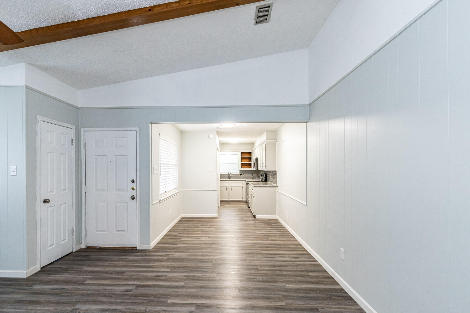 6502 26th Street, Unit A Lubbock, TX 79407 - Photo 8 of 26 6502 A 26th-16