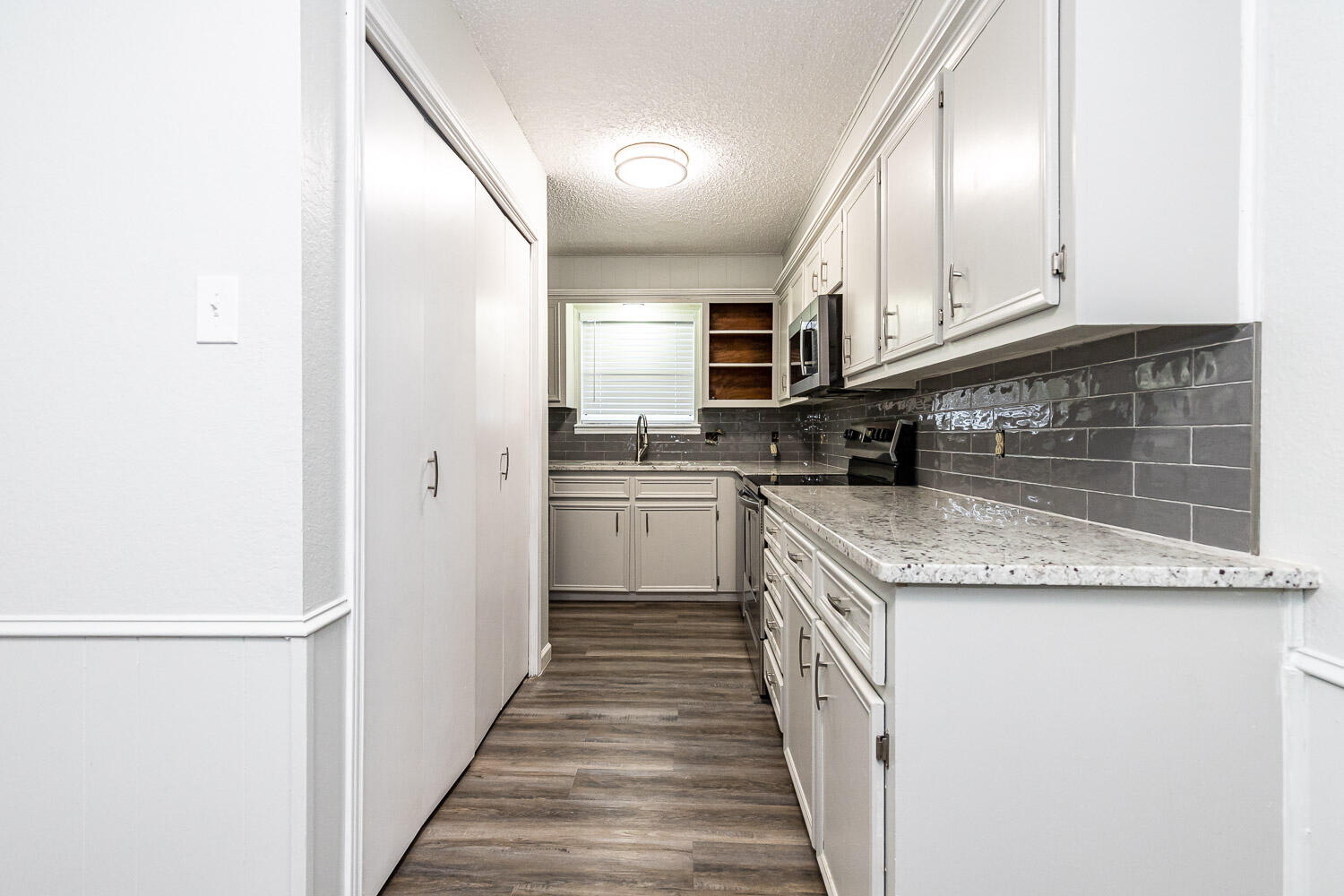 6502 26th Street, Unit A Lubbock, TX 79407 - Photo 10 of 26 6502 A 26th-21