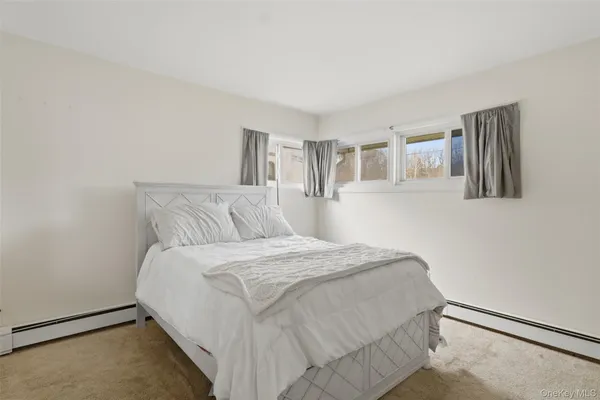 $359,000 | 22 Dunwoodie Drive, Kingston, NY 12401