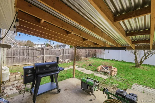 $359,000 | 22 Dunwoodie Drive, Kingston, NY 12401