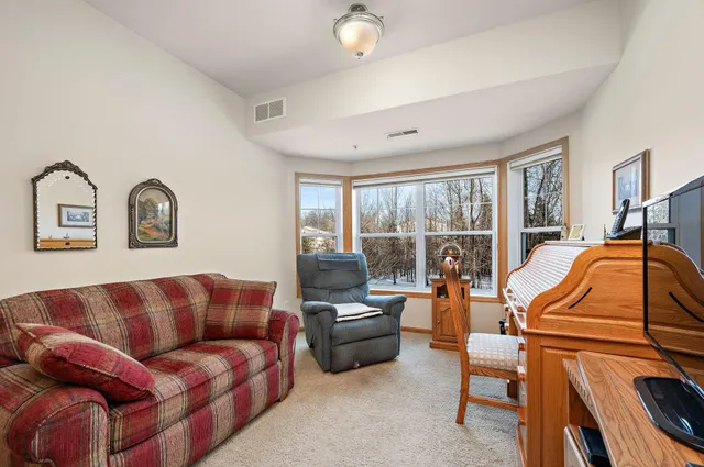 $315,000 | 9165 Comstock Lane North, Unit 204, Maple Grove, MN 55311