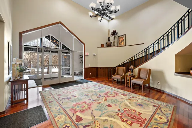 $315,000 | 9165 Comstock Lane North, Unit 204, Maple Grove, MN 55311