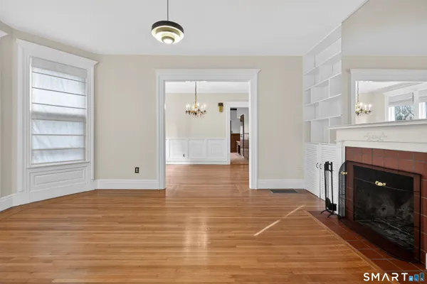 $4,250 | 339 Willow Street, Unit 1, New Haven, CT 06511