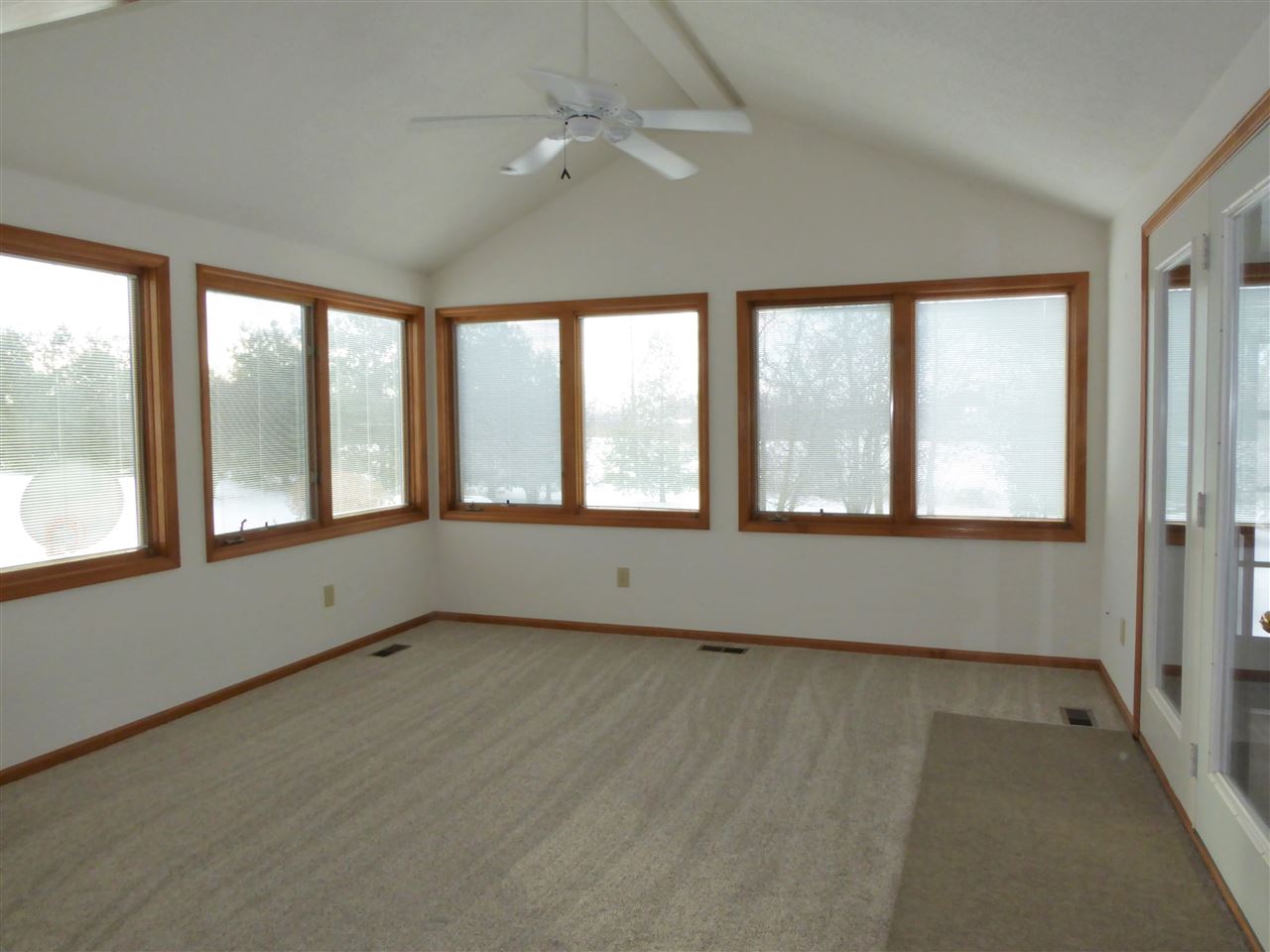 18619 Markel Road Spencerville, IN 46788 - Photo 22 of 36 Gallery Image 22