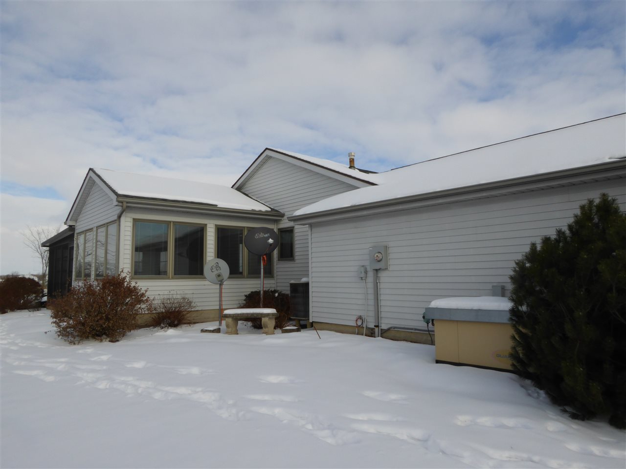 18619 Markel Road Spencerville, IN 46788 - Photo 8 of 36 Gallery Image 8