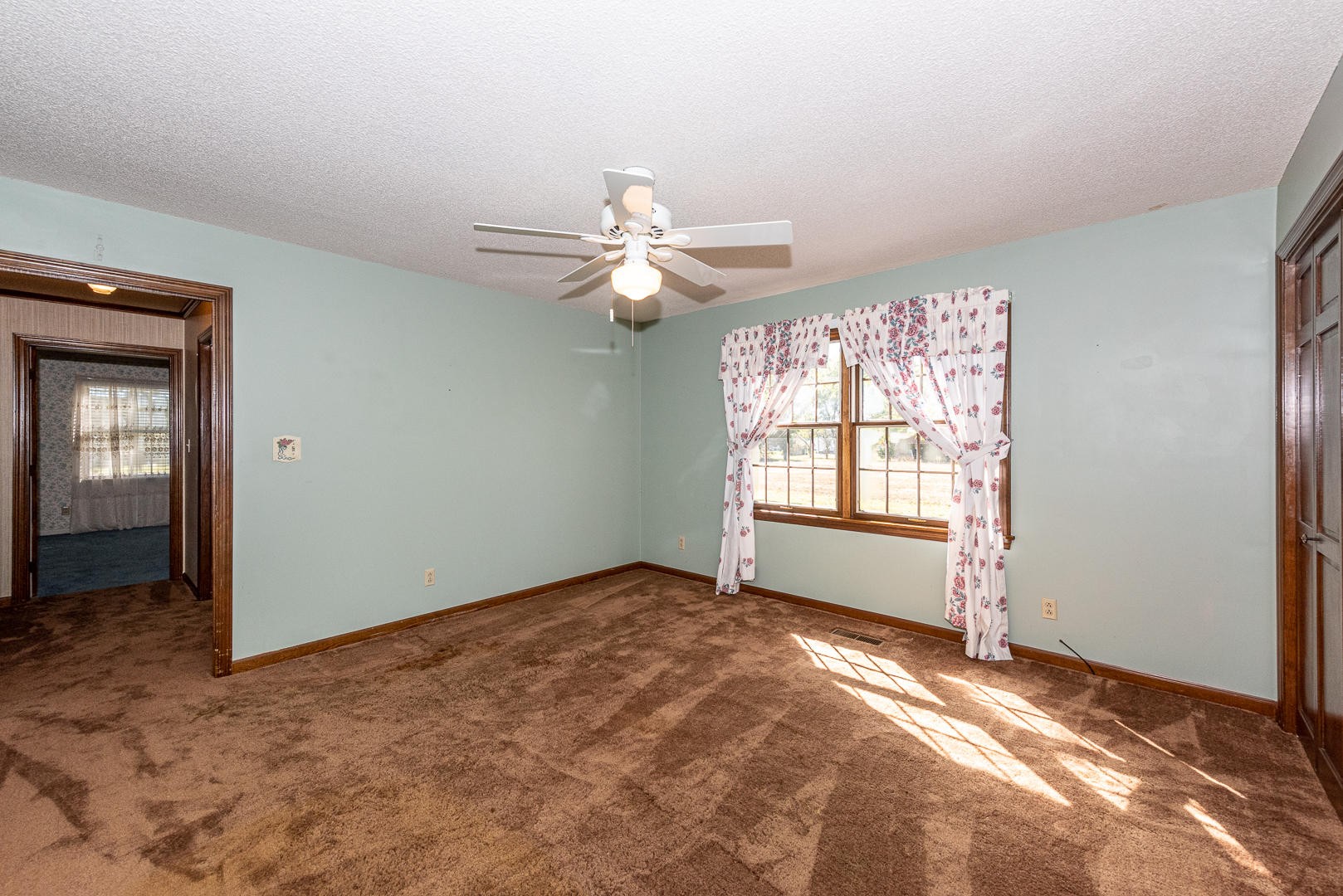 4333 Morganton Road Maryville, TN 37801 - Photo 14 of 40 an empty room with windows and fan