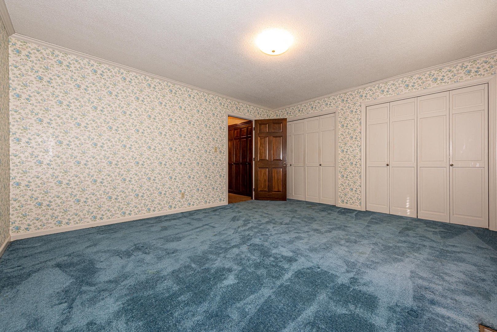 4333 Morganton Road Maryville, TN 37801 - Photo 21 of 40 an empty room with an entryway