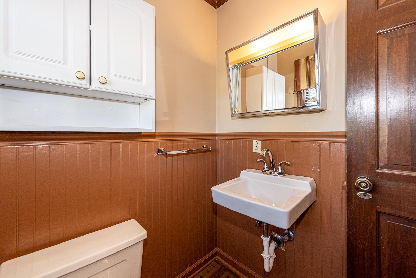 4333 Morganton Road Maryville, TN 37801 - Photo 23 of 40 a bathroom with a sink a mirror and a toilet