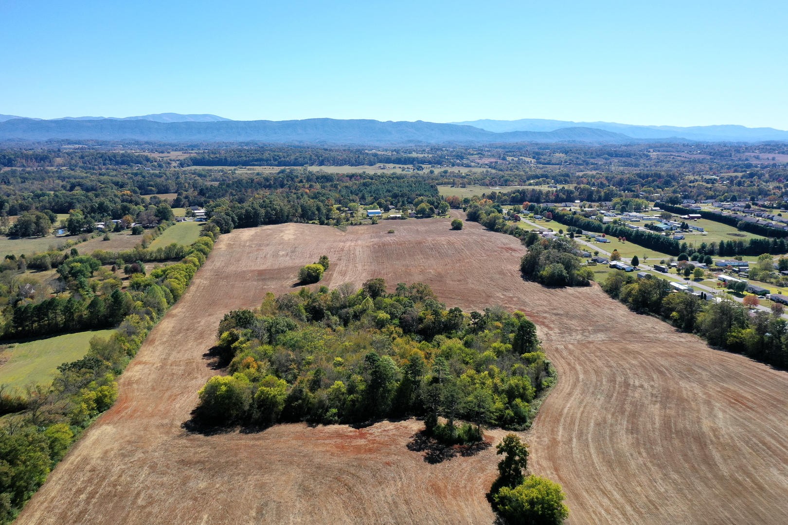 4333 Morganton Road Maryville, TN 37801 - Photo 33 of 40 an aerial view of residential houses and outdoor space