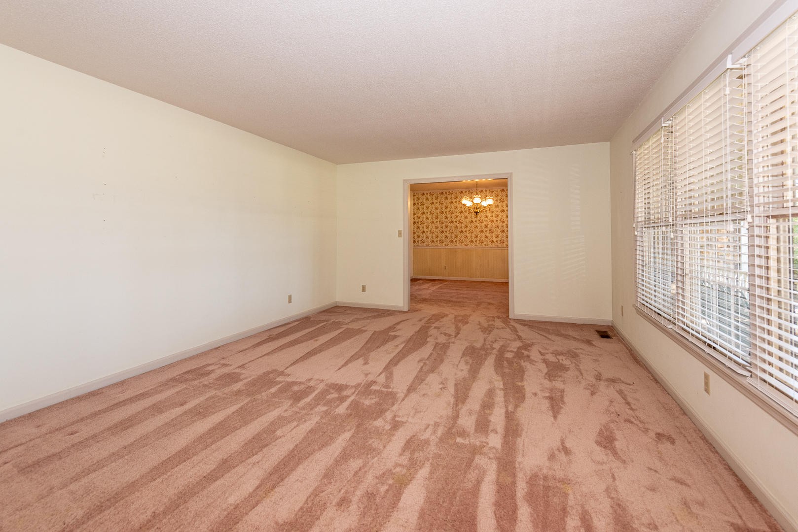 4333 Morganton Road Maryville, TN 37801 - Photo 6 of 40 a view of an empty room and window