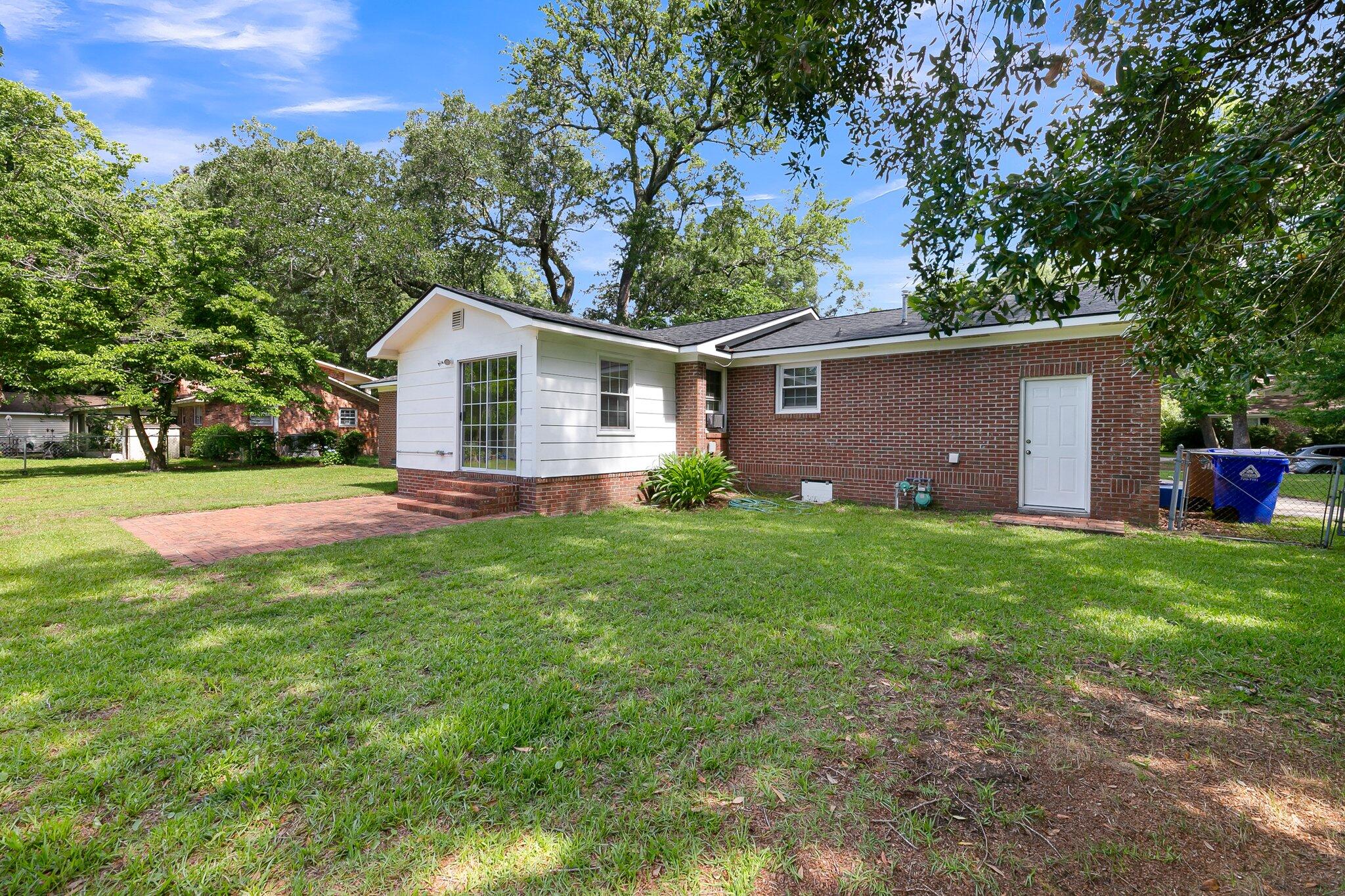 757 Bruce Street Charleston, SC 29412 - Photo 26 of 29 CREM -757 Bruce-29