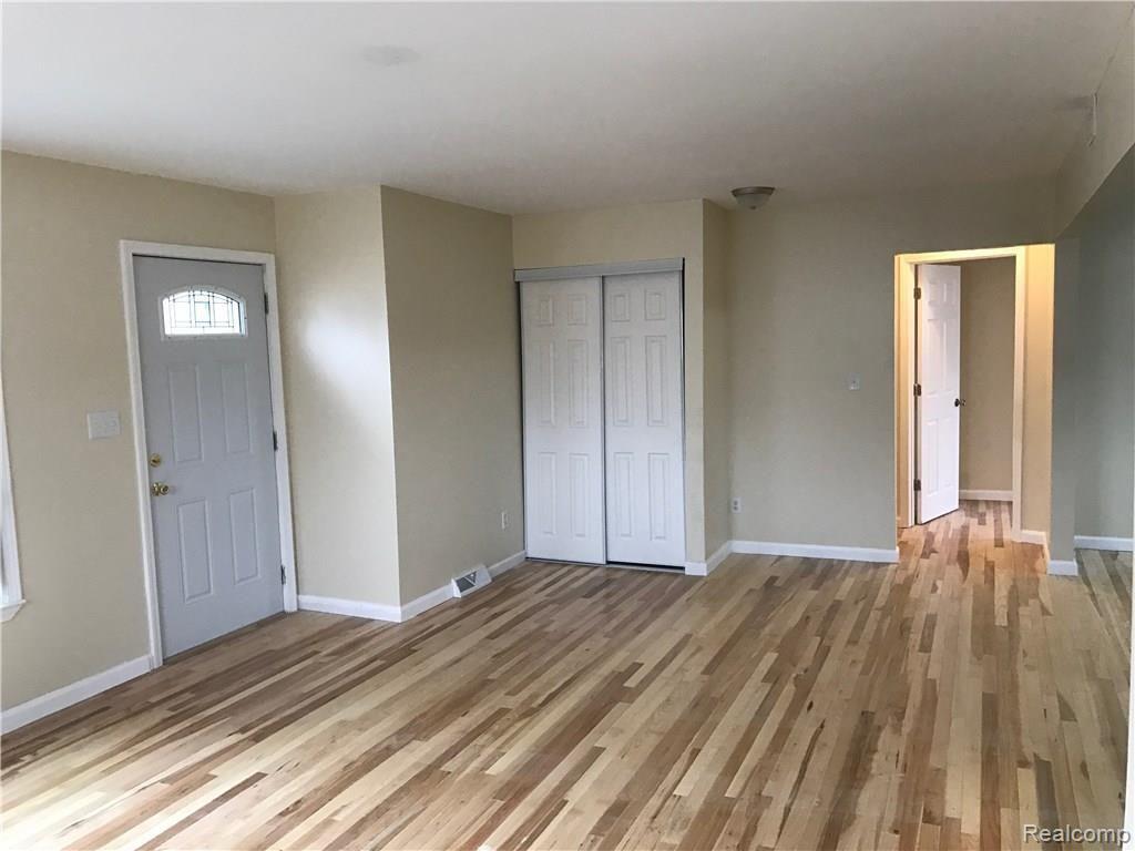 2198 Burdic Street Troy, MI 48085 - Photo 14 of 25 A9E4E172-5B0E-439D-9D79-B57065CD60B1.JPG