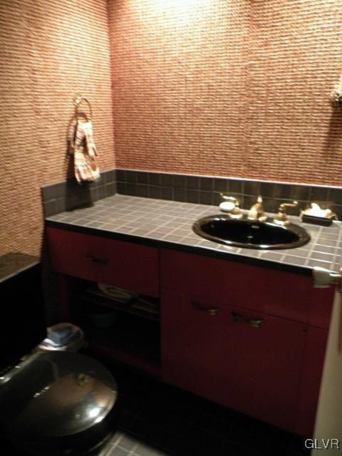 2214 Nottingham Road Allentown, PA 18103 - Photo 32 of 40 FIRST FLOOR POWDER ROOM