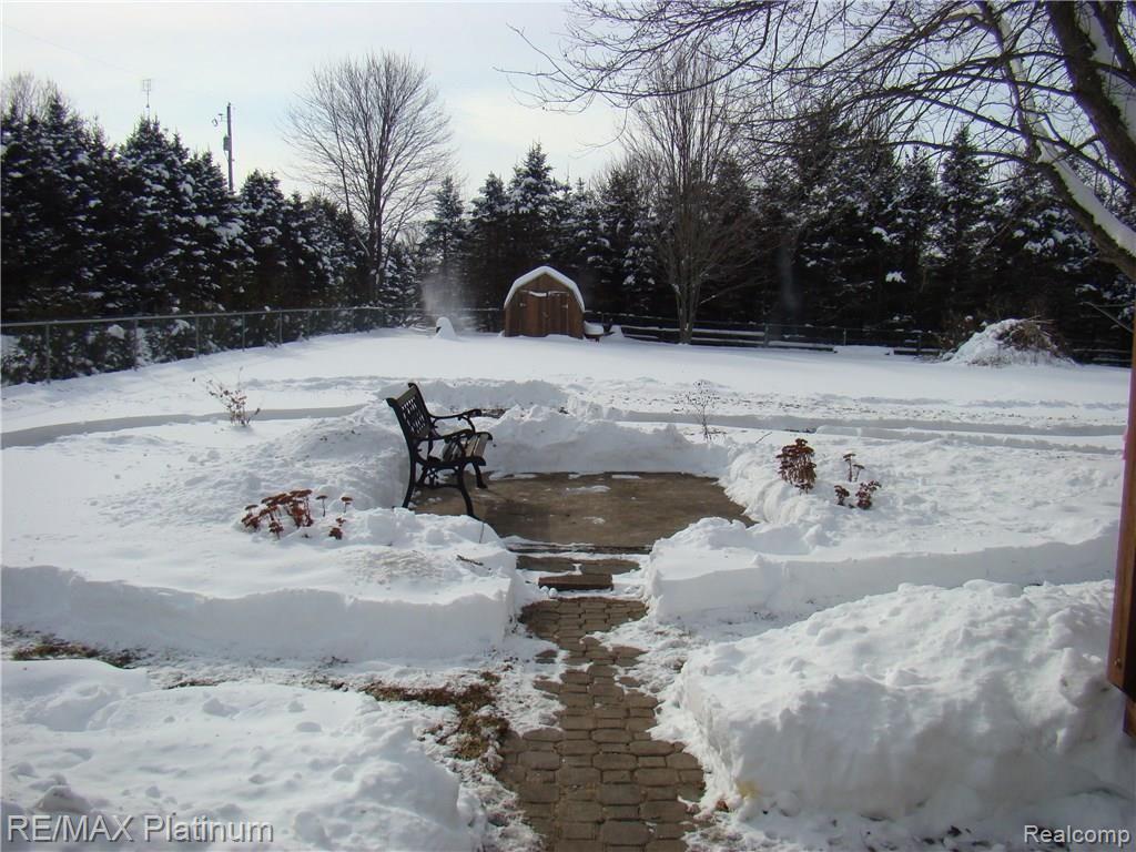 10077 West Stanley Road Flushing, MI 48433 - Photo 22 of 27