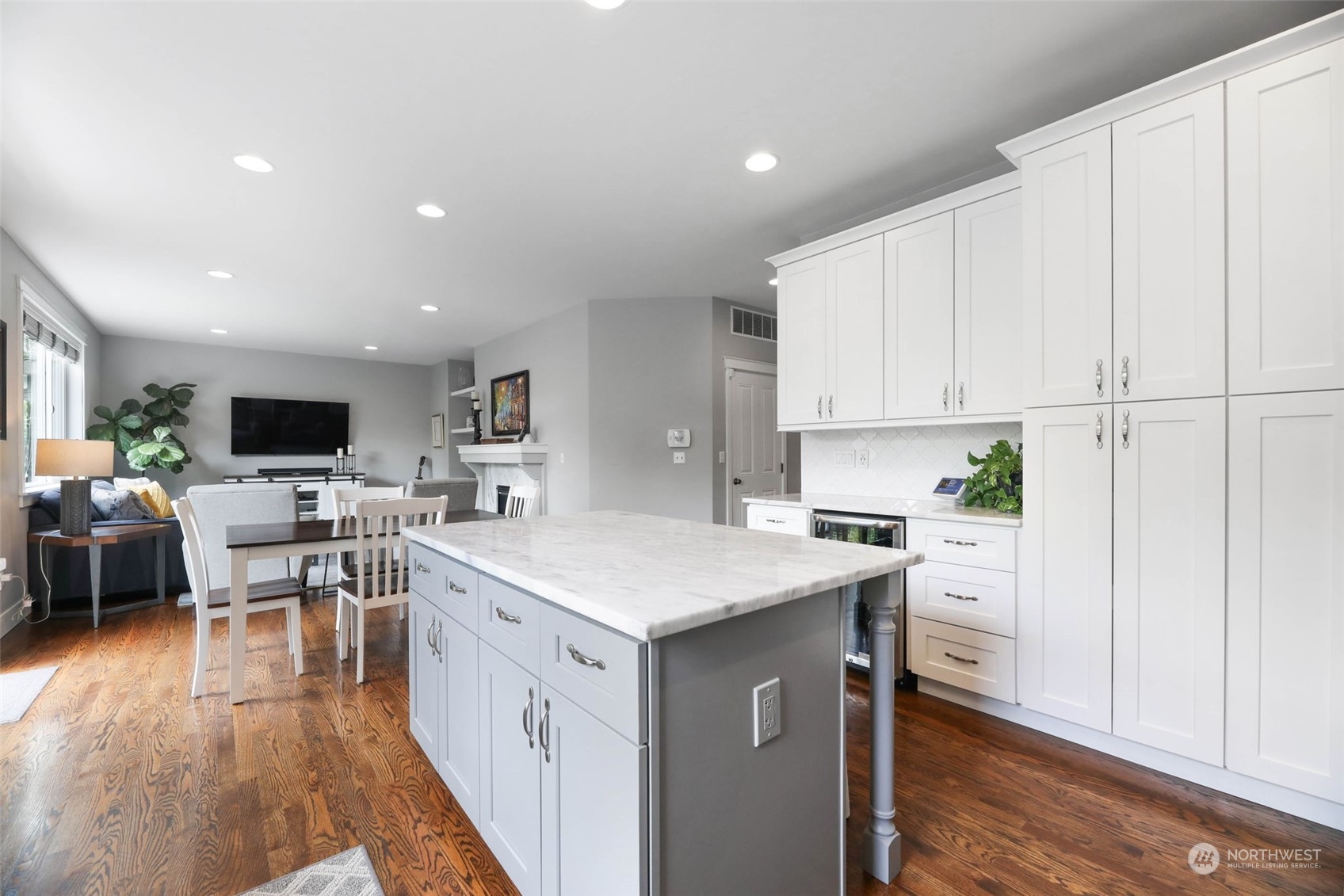 16730 39th Avenue Southeast Bothell, WA 98012 - Photo 13 of 38