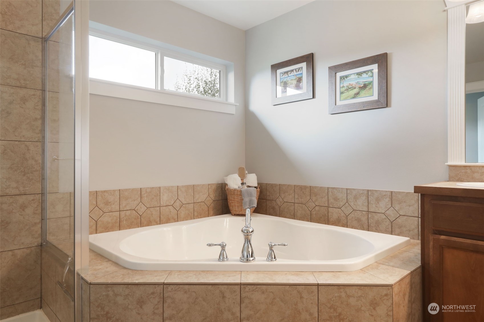 16730 39th Avenue Southeast Bothell, WA 98012 - Photo 22 of 38