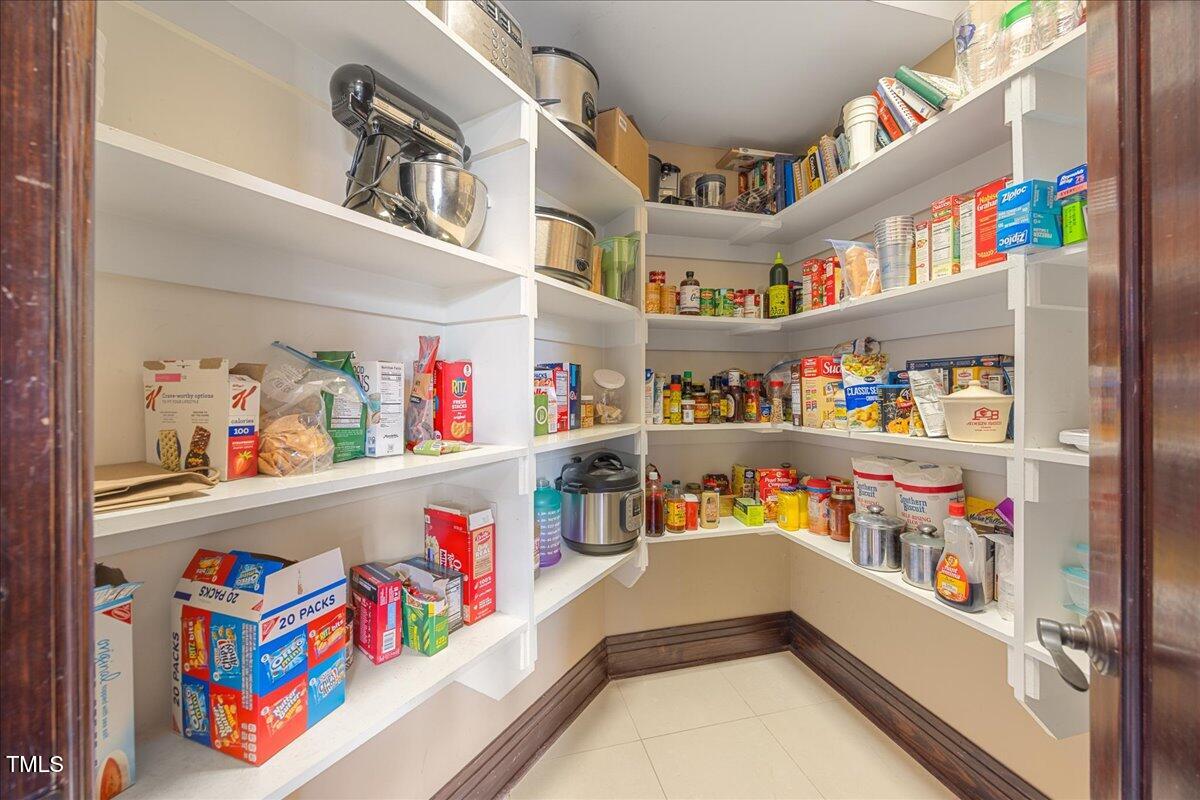 2708 Hodge Road Raleigh, NC 27610 - Photo 24 of 89 040-2A1A1991